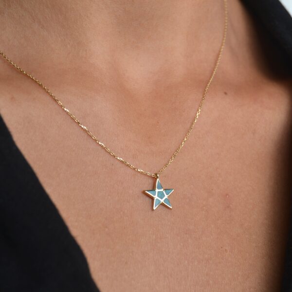 Yeşil Mineli Yıldız Altın Kolye