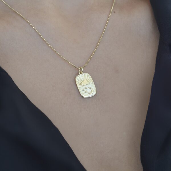 Ay Güneş Altın Kolye