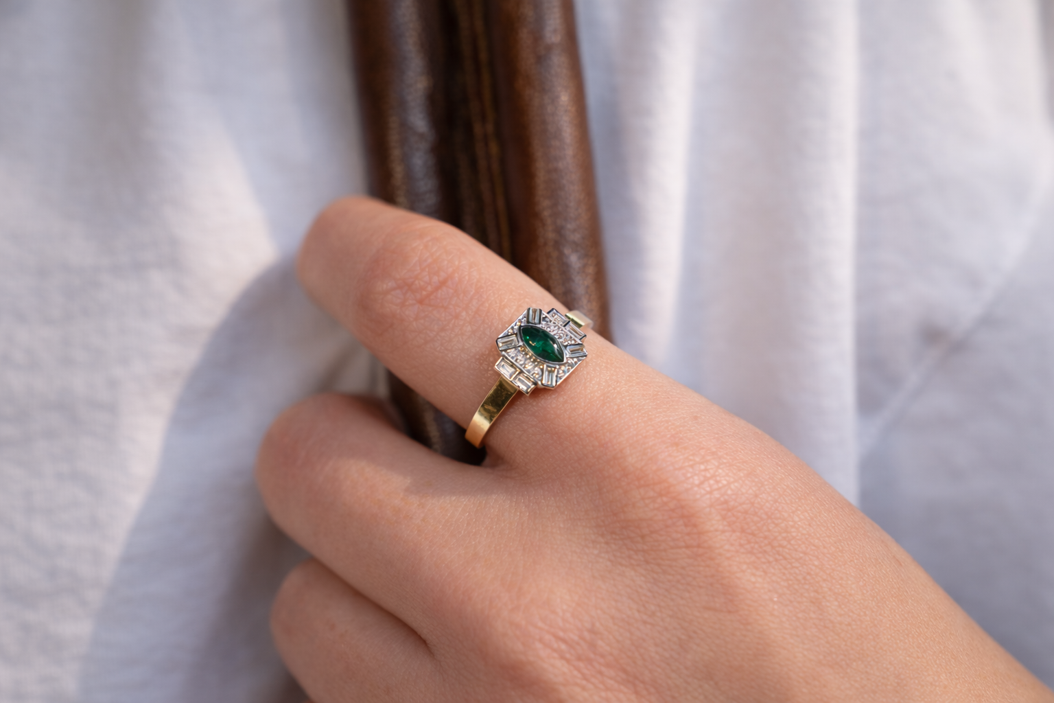 Zümrüt Altın Yüzük