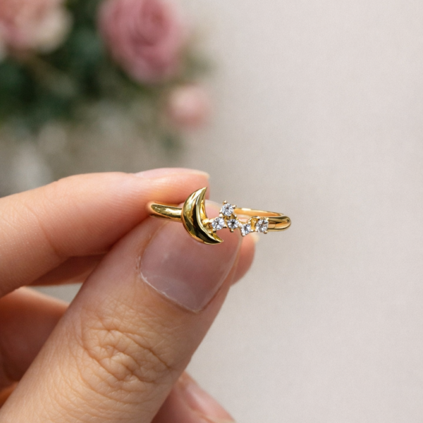 la Luna Altın Yüzük