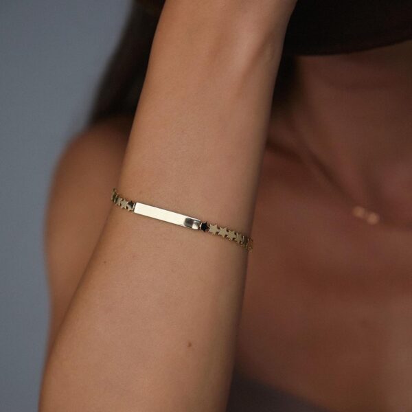 Plaka Sıralı Yıldız Altın Bileklik